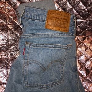 Levi’s Wedgie fit denim jeans